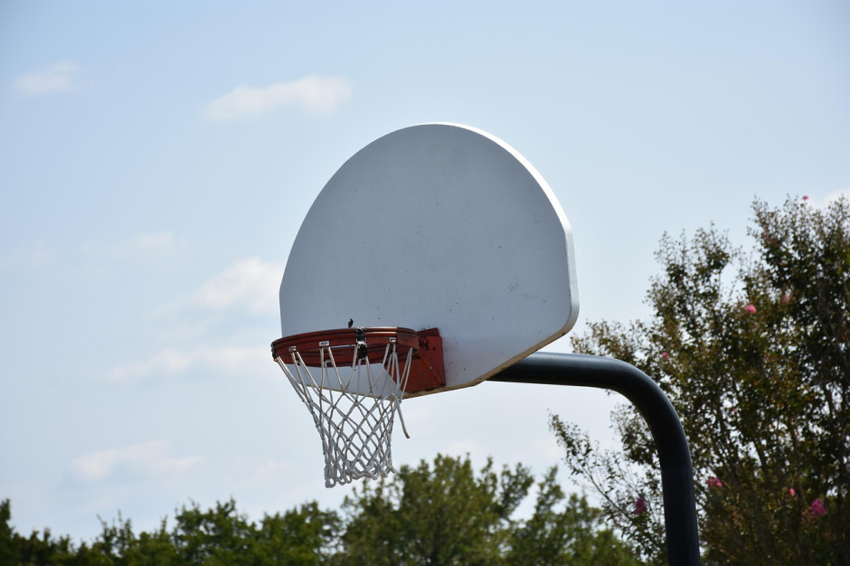 CBA高清直播在线直播：季后赛广厦vs青岛（4.23）G5生死战，谁将晋级？