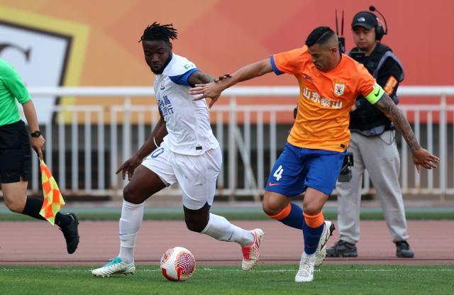 开云体育APP下载-泰山自救之战老少登台献礼 客战海港就想用阿卜杜