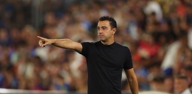 开云体育APP下载-哈维拉菲首红，刚第一轮就吵翻天