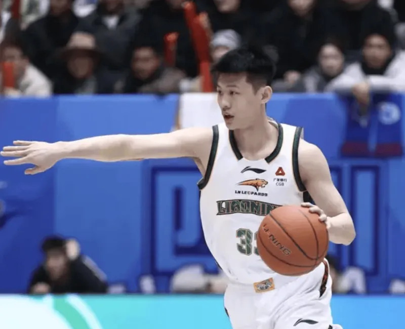 开云-王岚嵚全场12中5，三分6中2得到14分1篮板4助攻